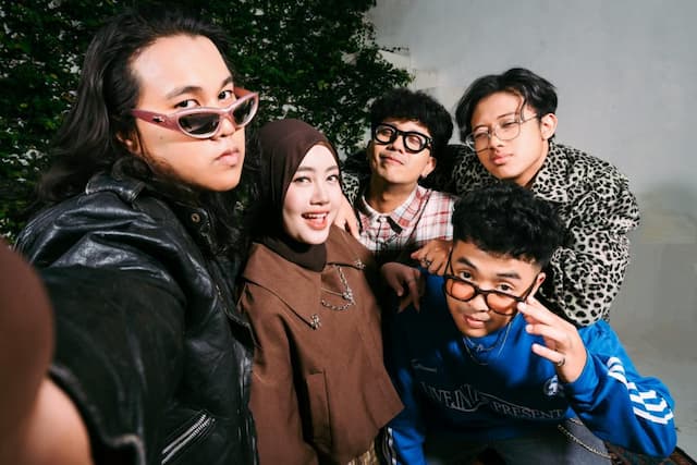 Club Dangdut Racun X MikkyZia: Dari Panggung ke Kolaborasi yang Dinanti