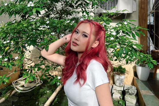 Risa Amel Rombak Diri Habis-habisan, Patah Hati?