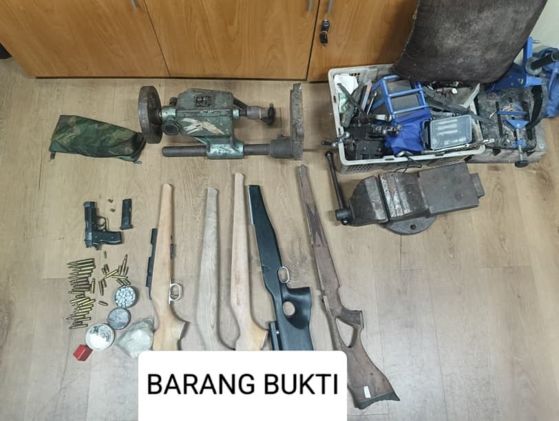 20 Tahun Produksi Senpi dan Bahan Peledak Ilegal, Ki Bedil Ditangkap Bareskrim