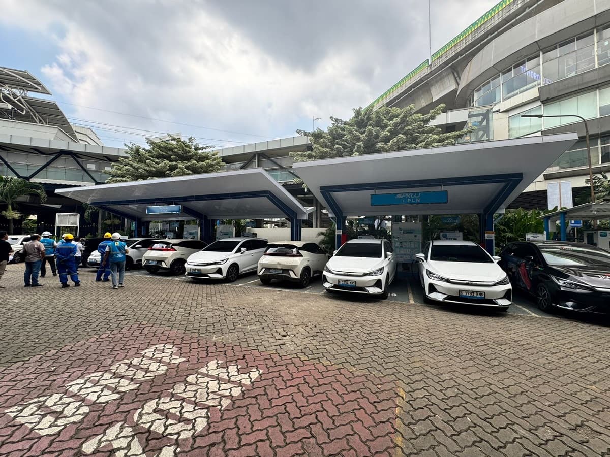 DPR Dorong Elektrifikasi Transportasi, Bisa Hemat APBN hingga 30