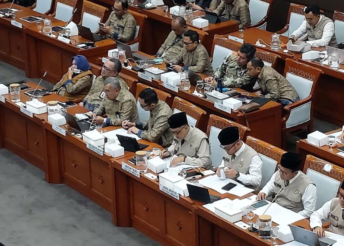 Menhaj Putuskan Hentikan Wacana 'War Ticket' Haji