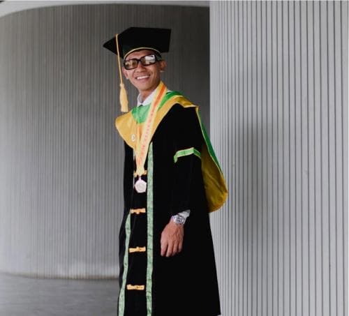 Profil dan Pendidikan Beckham Putra Nugraha, Pemain Persib Bandung yang Resmi Jadi Sarjana Ilmu Pemerintahan