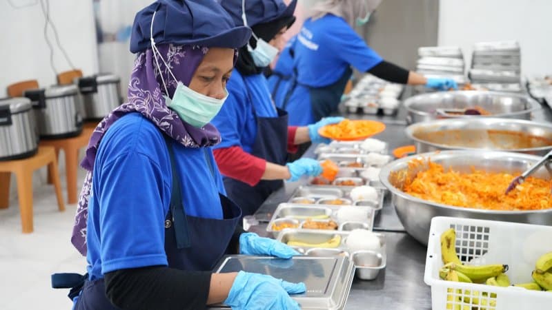 Program MBG Serap 1,18 Juta Tenaga Kerja, Ada 27.066 SPPG