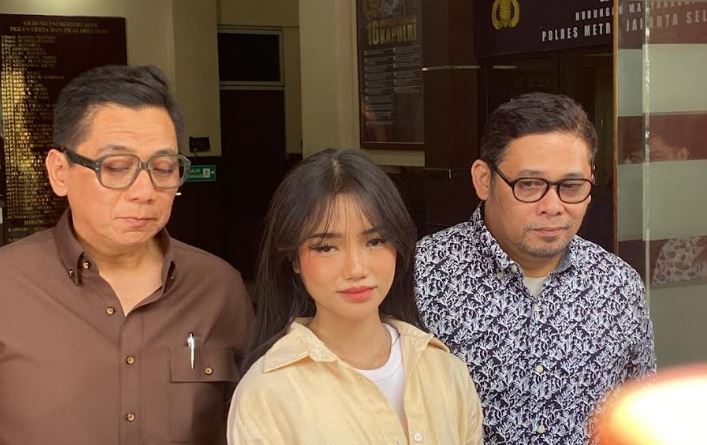 Eks Karyawan Ternyata Sempat Sebarkan Chat Pribadi Selebgram Fuji: Saya Nyaris Gila