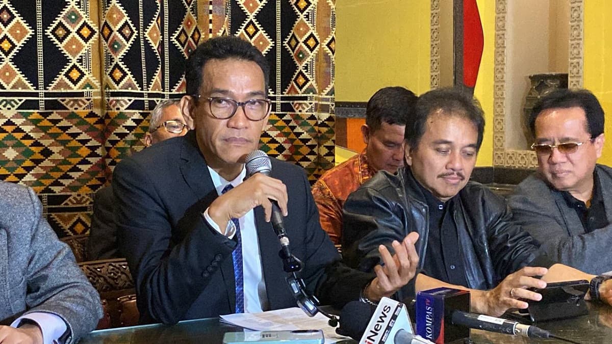 Refly Harun Ungkap Jaksa Belum Terima Berkas Perkara Roy dan Dokter Tifa