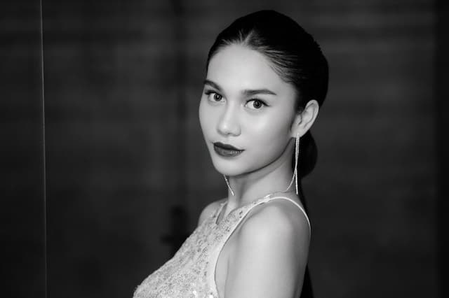 Azizah Salsha Dibully Netizen Luar Negeri Buntut Minta Foto Bareng Harry Styles