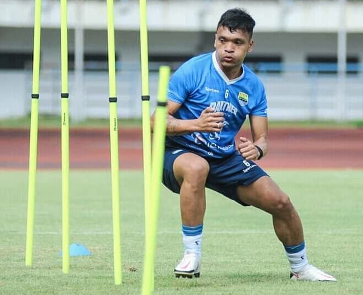 Kisah Mantan Pemain Timnas Indonesia Ferdinand Sinaga, Pernah Juara Bareng Persib Bandung Kini Main di Liga 4