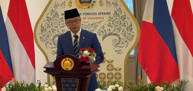 Israel Kibarkan Spanduk Rising Lion di Reruntuhan RS Indonesia, Sugiono: Fasilitas Medis Wajib Dihormati!