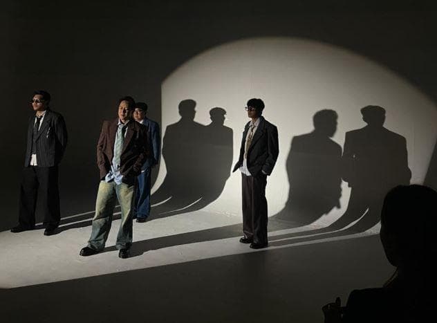 Yovie &amp; Nuno Terlihat Photoshoot di Studio, Sinyal Lagu Baru?