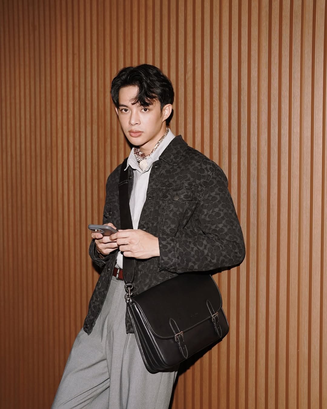 Rey Mbayang Cukur Botak karena Sakit Autoimun