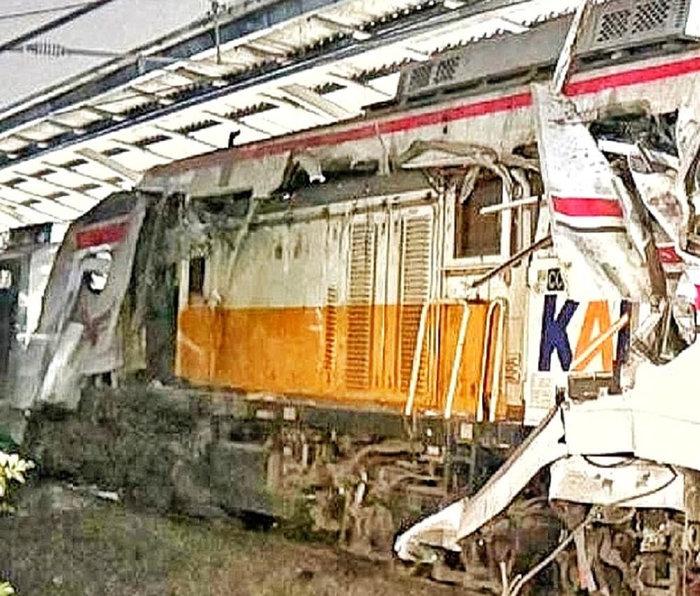 KRL Ditabrak KA Argo Bromo, Perlintasan Sebidang Jadi Sorotan