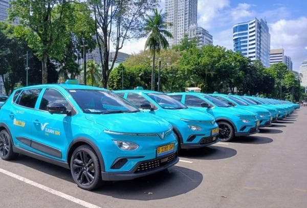 Siapa Pemilik Armada Taksi Listrik Green SM yang Diduga Terlibat Insiden Kecelakaan Kereta di Bekasi Timur?
