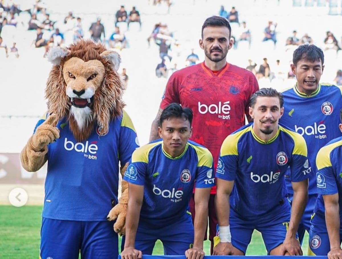 Jelang Arema FC vs Persebaya Surabaya: Marcos Santos Siapkan Taktik Progresif demi Redam Bajul Ijo