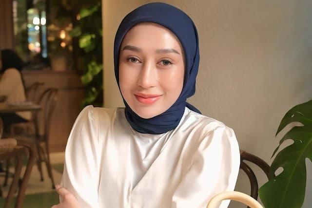 Reza Gladys Bantah Digaji Rp6,7 Miliar, Kuasa Hukum: Itu Penghasilan Online