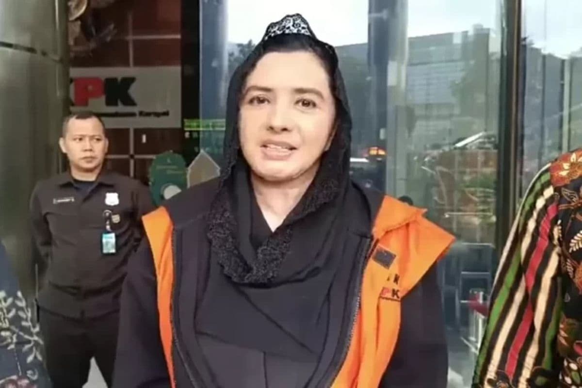 KPK Perpanjang Penahanan Bupati Pekalongan Fadia Arafiq