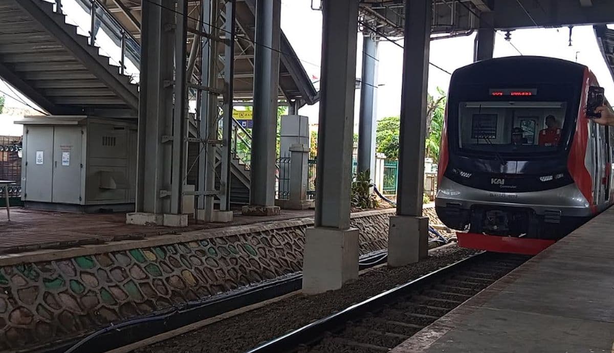 Pasca-Kecelakaan, KRL Relasi Cikarang Diuji Coba di Stasiun Bekasi Timur