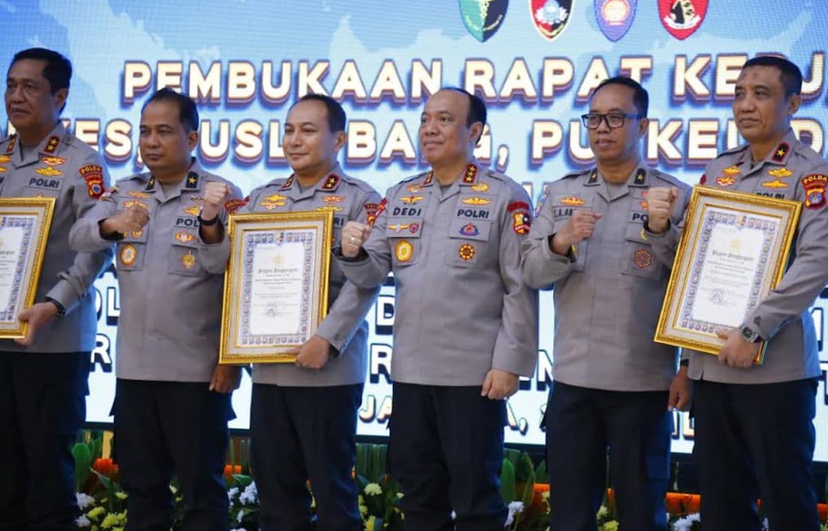 Kapolri Ganjar Polda Riau Penghargaan Terkait Pengelolaan Anggaran