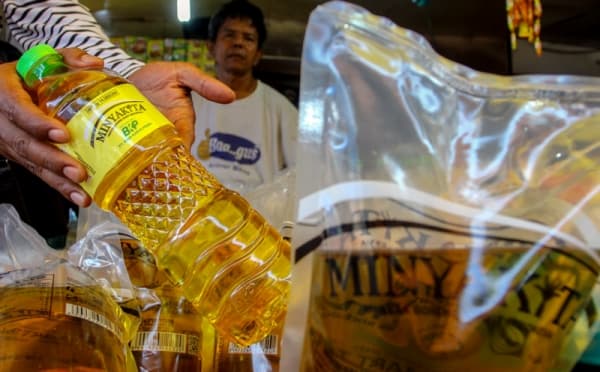 Kemendag Godok Naikkan HET Minyakita