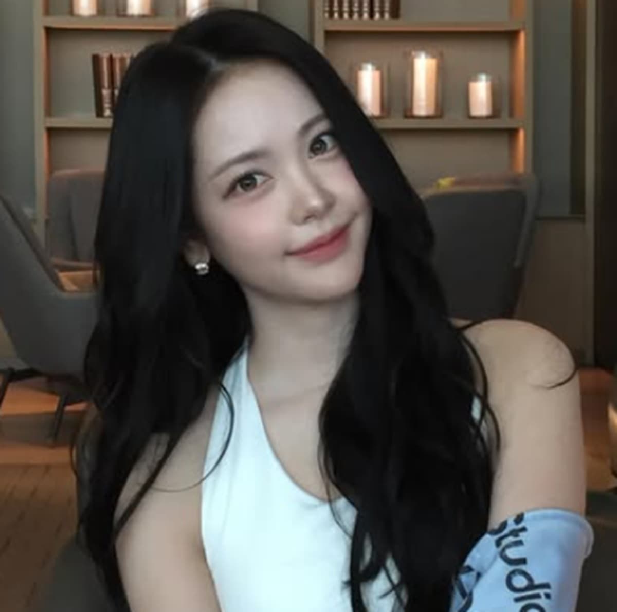 Fresh! 5 Member Hearts2Hearts Tampil dengan Warna dan Gaya Rambut Baru, Carmen Makin Menawan