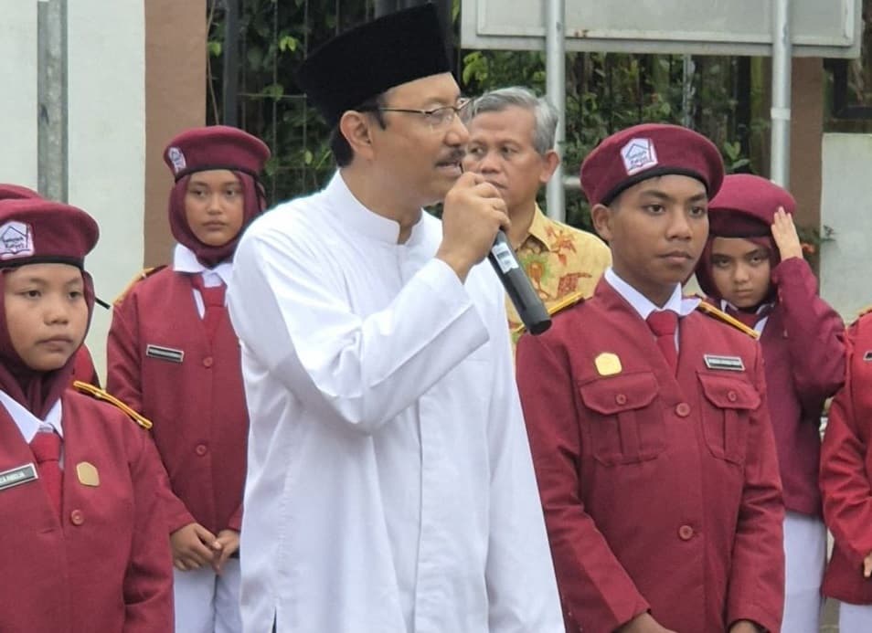 Mensos Sebut Sekolah Rakyat Siap Sambut Siswa Baru, Pastikan Bebas Titipan