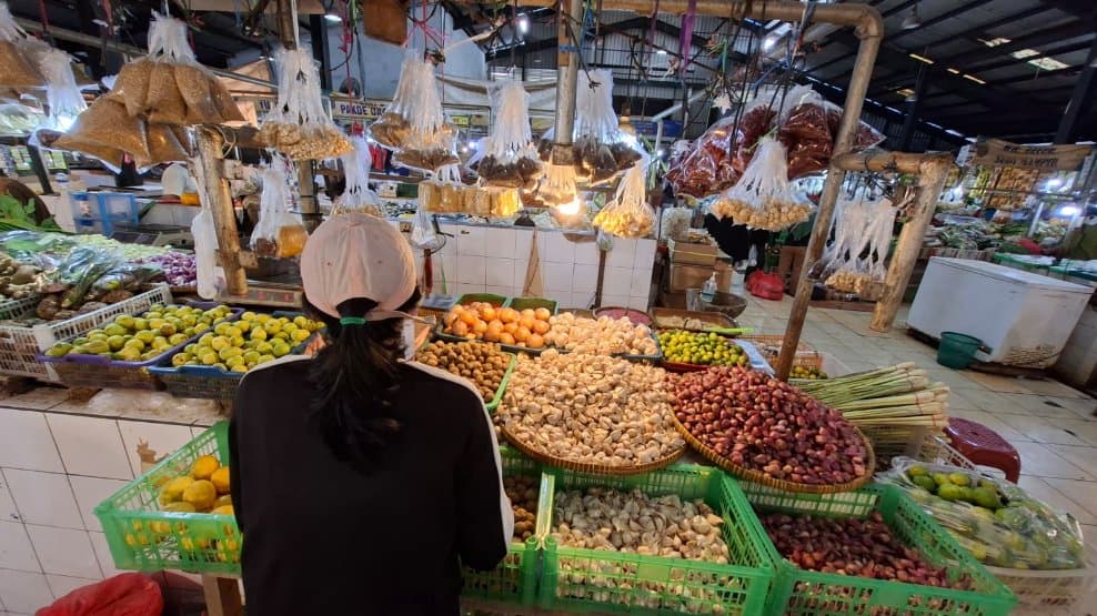 Harga Pangan Hari Ini: Cabai Merah, Minyak Goreng hingga Daging Ayam Naik