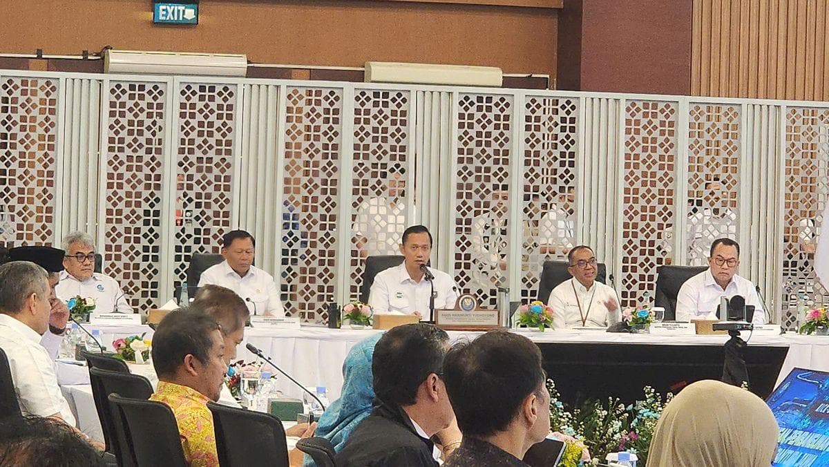 AHY Sebut RI Bisa Kehilangan Rp6.396 Triliun jika Tanggul Laut Tak Dibangun