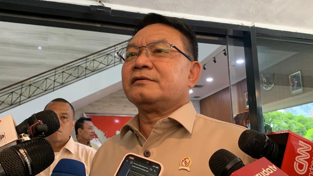 KSP Dudung: Tuduhan Amien Rais soal Seskab Teddy Merupakan Fitnah!