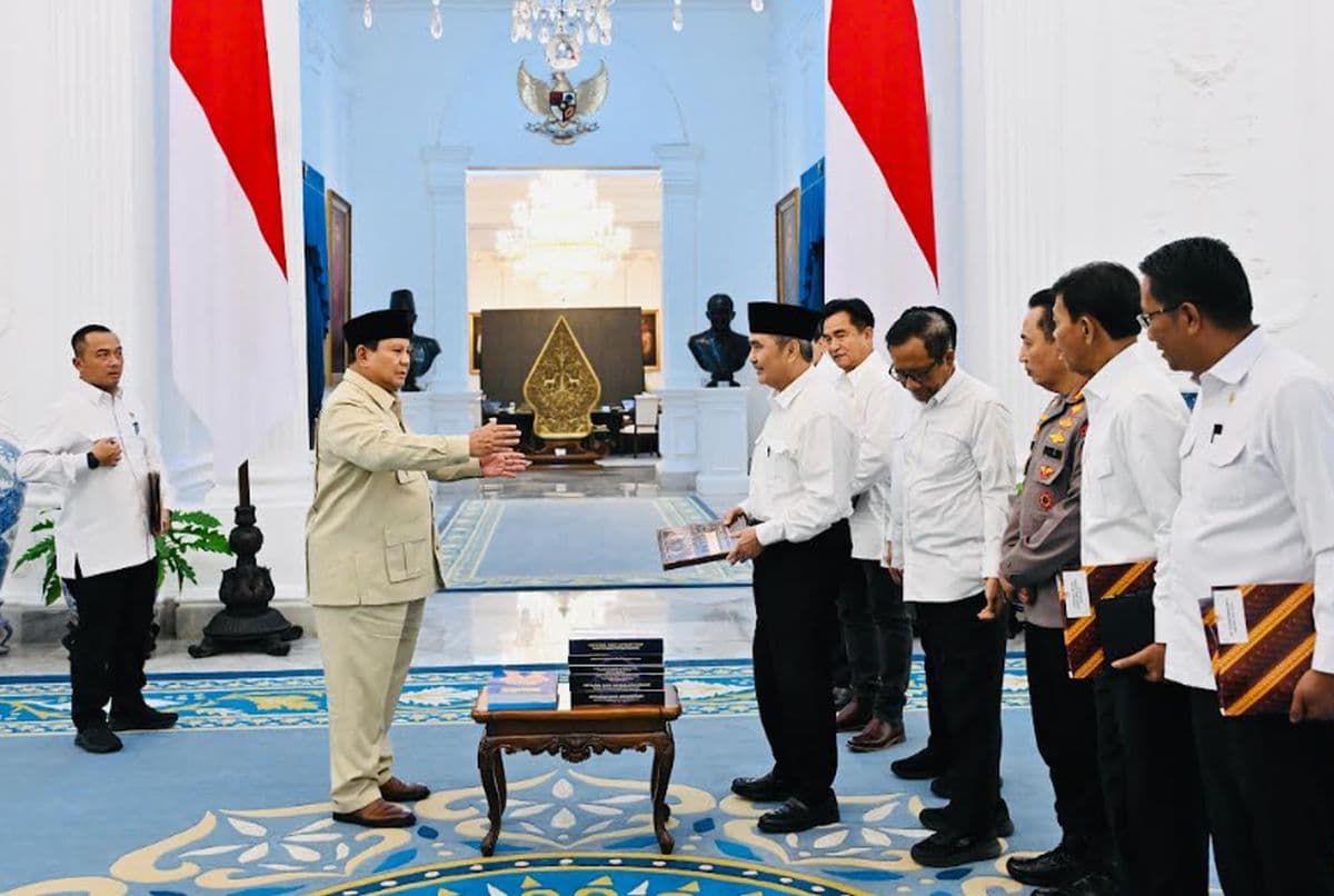 Prabowo Diminta Revisi 8 Perpol dan 24 Perkap