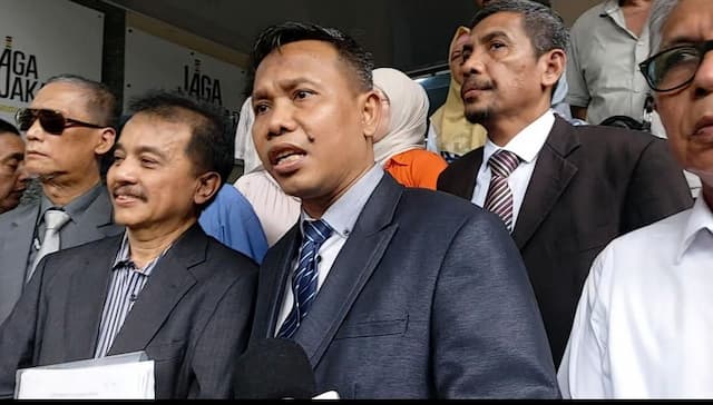 Kasus Ijazah Jokowi, Roy Suryo Jalani Wajib Lapor Ke-25 di Polda Metro