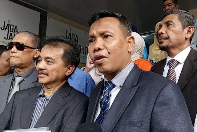 Jokowi Kembali Digugat ke PN Solo, Roy Suryo Cs Siap Membersamai Penggugat
