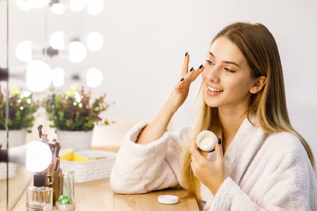 3 Jenis Sunscreen Sesuai Jenis Kulit yang Wajib Diketahui, Jangan Sampai Salah Pilih!