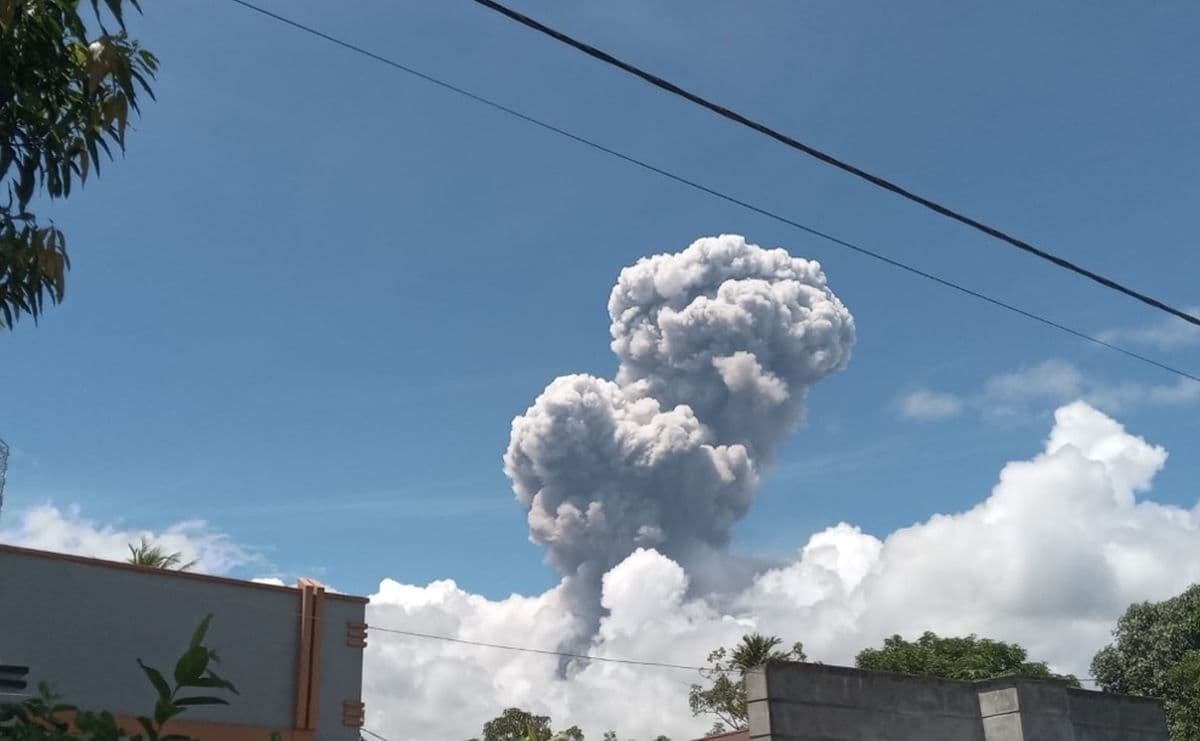 BNPB: Lima Pendaki Terluka Akibat Erupsi Gunung Dukono