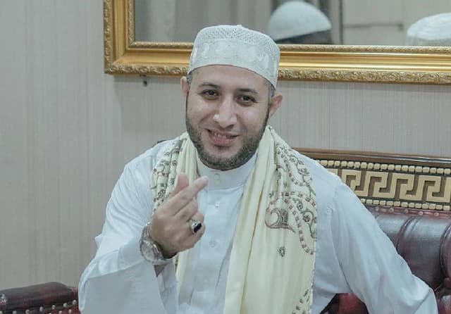 Buron Kasus Pelecehan Santri, Syekh Ahmad Al Misry Diburu Interpol