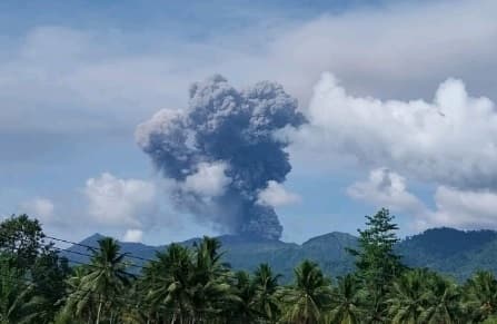 PVMBG : Aktivitas Vulkanik Gunung Dukono Masih Tinggi, 4 Kali Erupsi Hari Ini