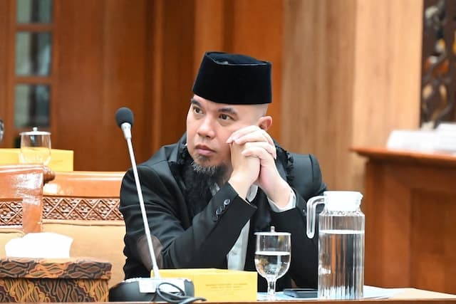 Ahmad Dhani Sentil El Rumi yang Sarankan Dul Jaelani Nikah KUA: Emang Siapa Dia?