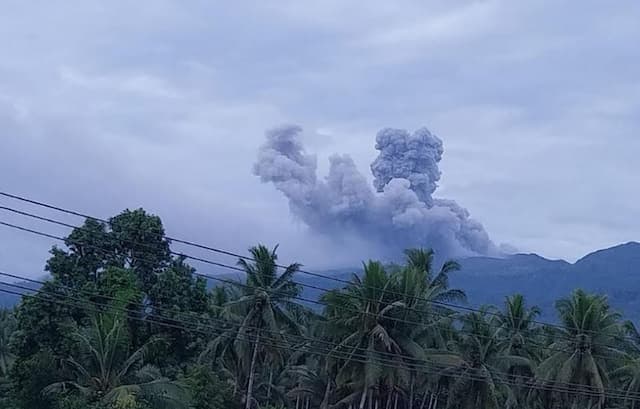 Erupsi Gunung Dukono, Berikut Identitas Belasan Orang yang Dievakuasi