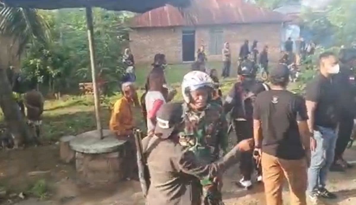 Bentrok Dua Desa di Flores Timur, 12 Rumah Terbakar dan 6 Warga Tertembak