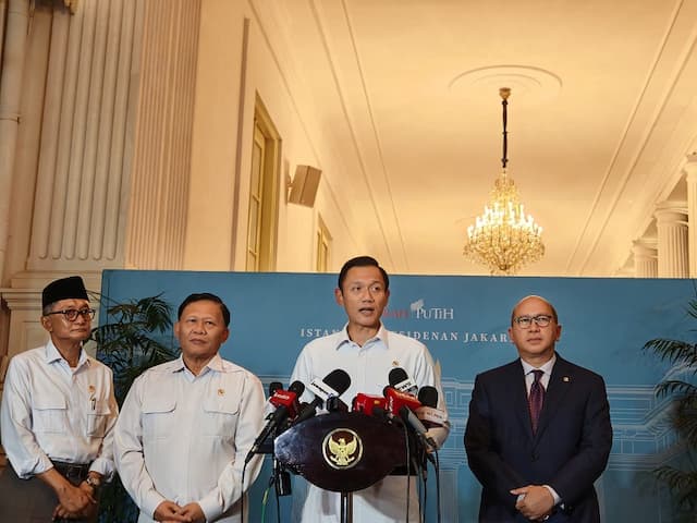 AHY Lapor Progres Megaproyek ke Prabowo, dari Tanggul Laut hingga Jaringan Kereta Api