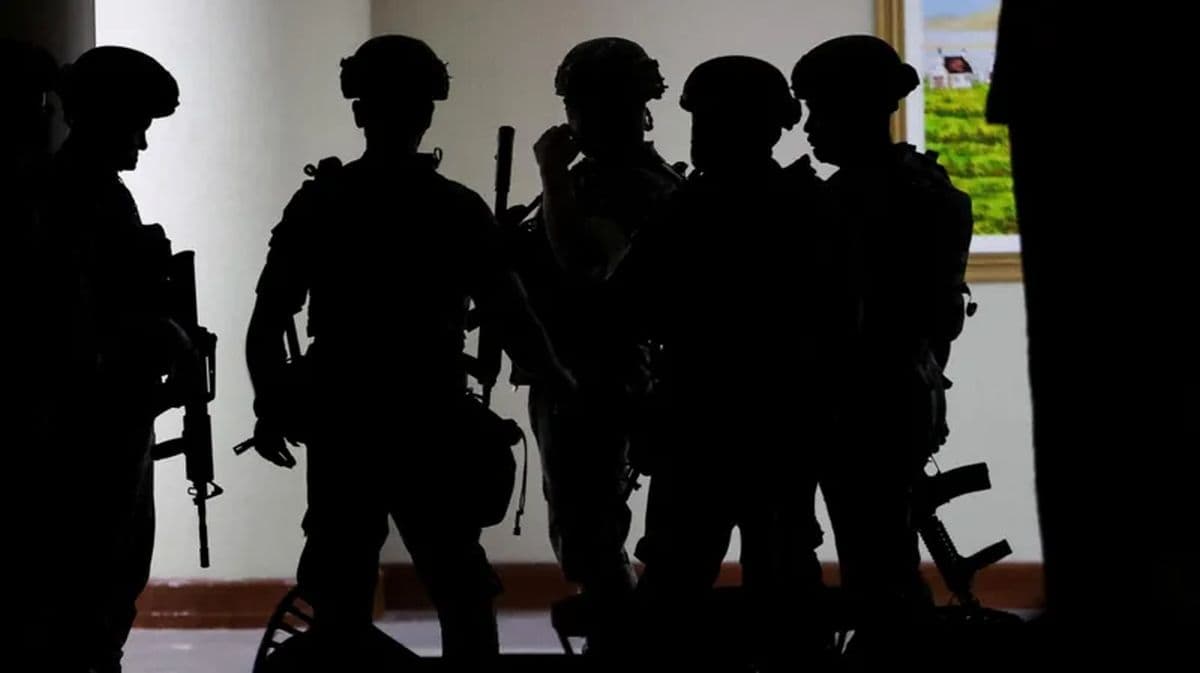Senator Dela Rosa Diburu ICC, Terdengar Tembakan di Gedung Senat Filipina