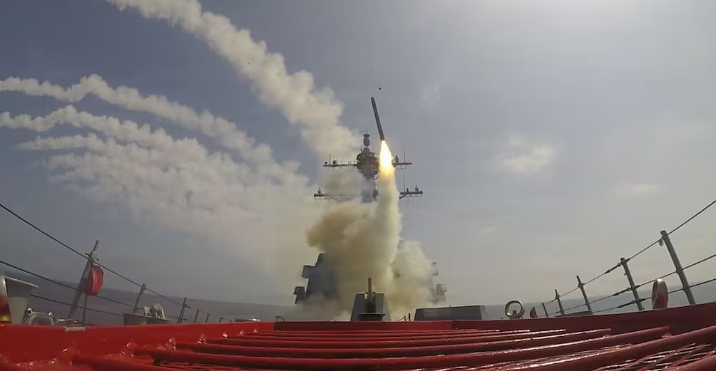 Teknologi Rudal Tomahawk AS Dikloning Militer Iran dari Misil yang Gagal Meledak