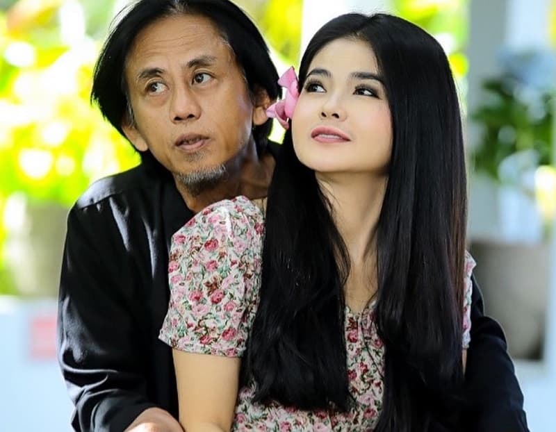Karina Ranau Bantah Cari Cuan Lewat Konten Makam Epy Kusnandar