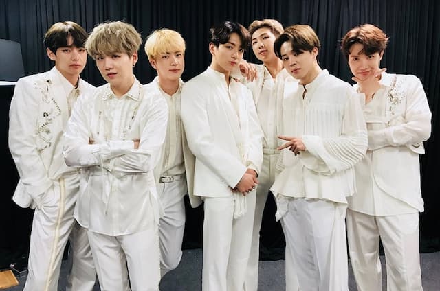 BTS Dikabarkan Masuk Daftar Penampil Halftime Show Piala Dunia 2026, Bersama Madonna dan Shakira