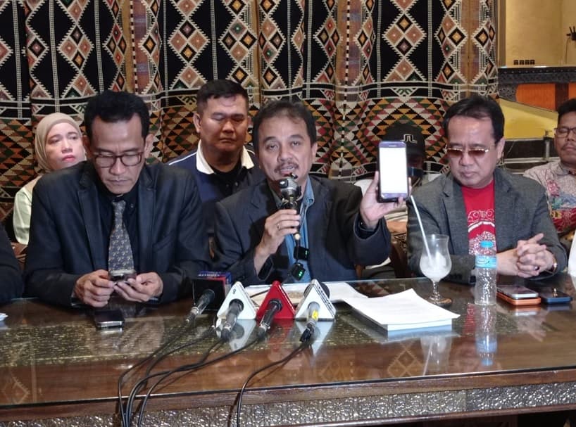9 Jenderal Purnawirawan Gugat Polda Metro, Refly Harun: Peluang P21 Kasus Ijazah Jokowi Tipis!