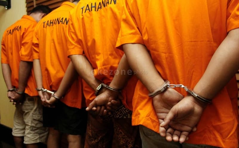 Polisi Kembalikan HP WNA Polandia yang Dijambret di Bundaran HI, 2 Pelaku Ditangkap!