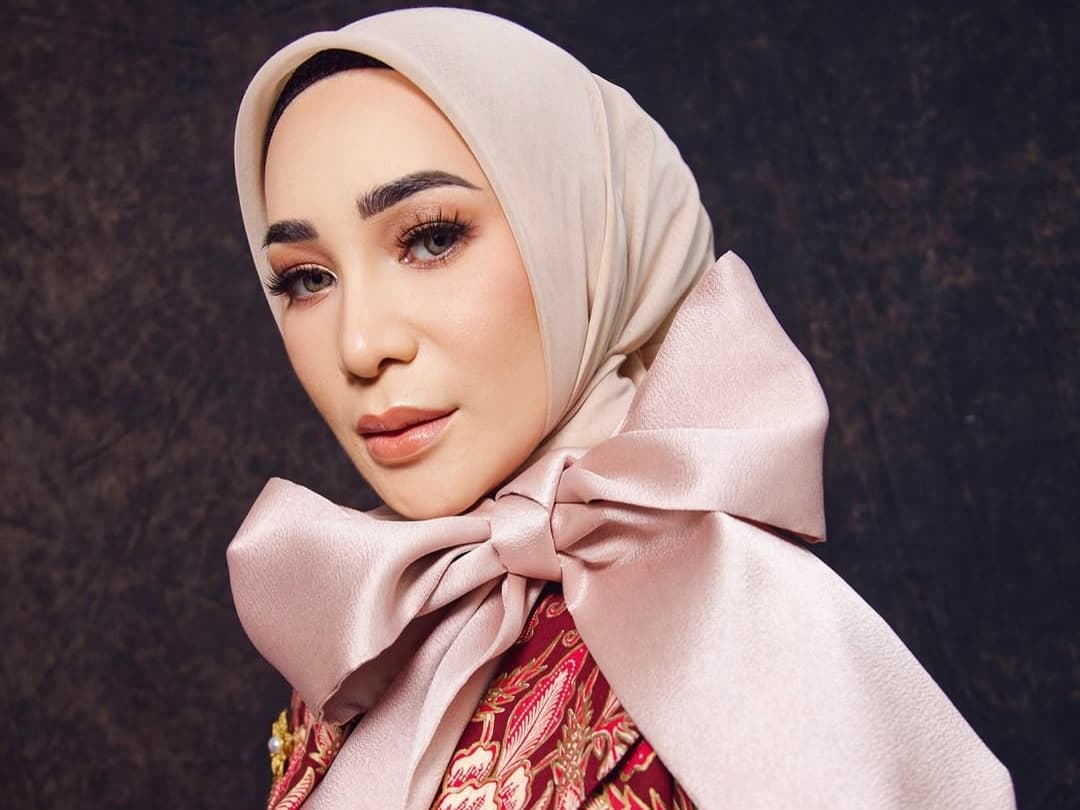 Herawati Klaim Erin Wartia Tendang Kepalanya hingga Terjengkang