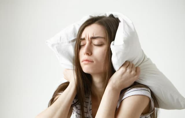 Sering Bangun Jam 3 Pagi dan Susah Tidur Lagi? Tanda-Tanda Insomnia