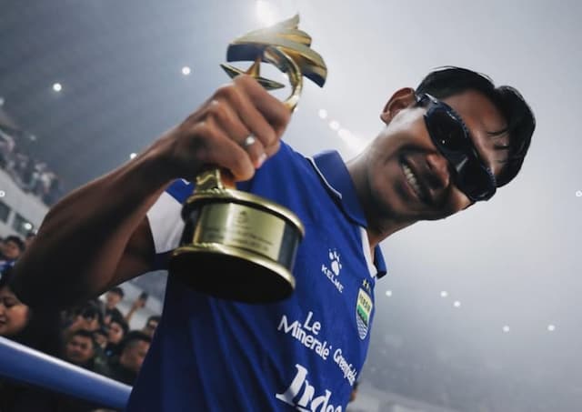 Luapan Kegembiraan Beckham Putra Usai Antar Persib Bandung Cetak Hattrick Juara Super League