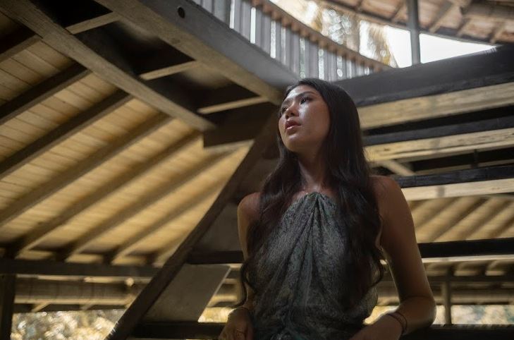 Jaz Rowe Curhat Lewat Lagu, Tangkap Fenomena Overthinking Gen Z