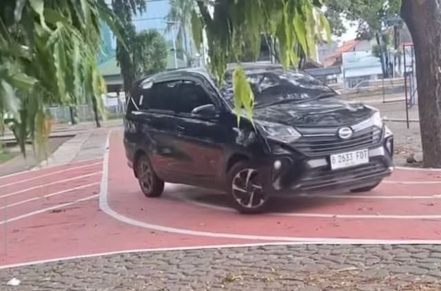 Viral Jogging Track Alun-alun Bekasi Jadi Tempat Belajar Nyetir, Satpol PP Turun Tangan