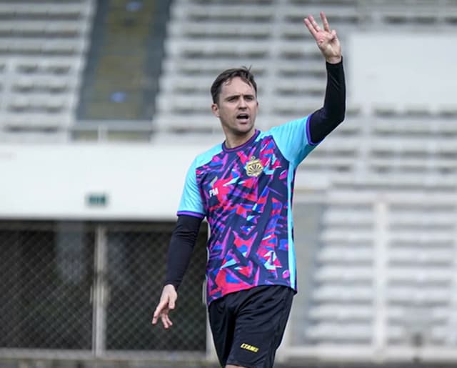 Pelatih Bhayangkara FC Tegaskan Bertahan Musim Depan, Targetkan Perbaikan